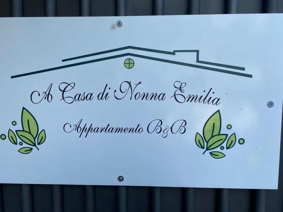 Bed and Breakfast A Casa Di Nonna Emilia Campagna Exterior foto